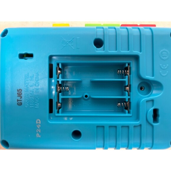 2020 Mattel Fisher Price Laugh & Learn Puppy's Adventure Hand Held Musical Game - Picture 9 of 9